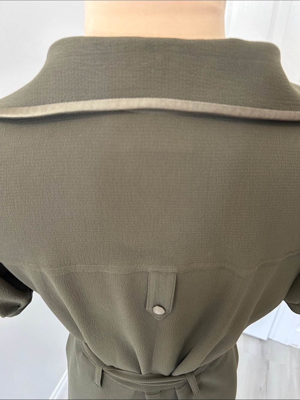 Rungolee Olive Crepe Belted Shirt Dress - Picture 7 of 8